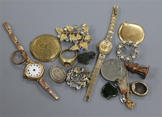 A three colour 9ct gold band, a 9ct gold wrist watch on gilt bracelet and a small group of mixed jewellery etc.